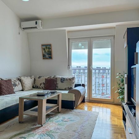Apartment 50 Подгорица Экстерьер фото